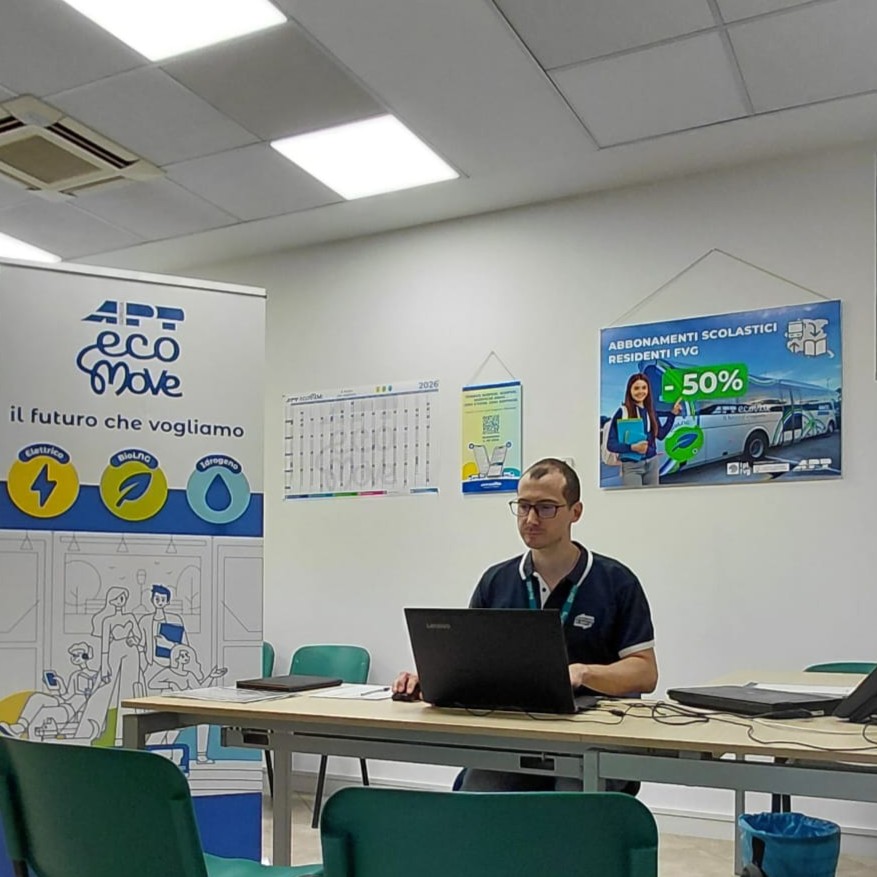 Abbonamenti scolastici residenti FVG: dal 17 agosto torna APT HELP Abbonamenti